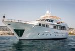 Benetti Yachts 79 - Beautiful Benetti with raised pilot house