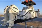 BOSTON WHALER OUTRAGE 26