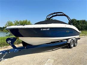 Sea Ray SPX 230