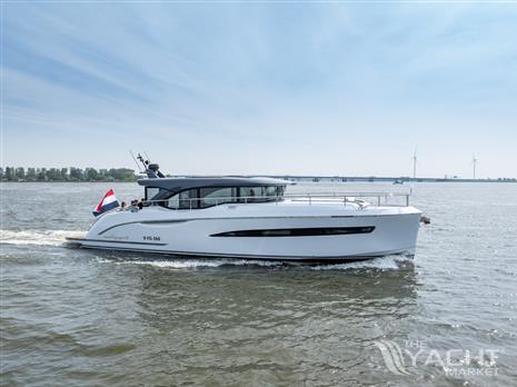 Van den Hoven Voyager 50