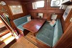 Classic Siltala Yachts Nauticat 33 - Saloon