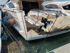 Ferretti 681