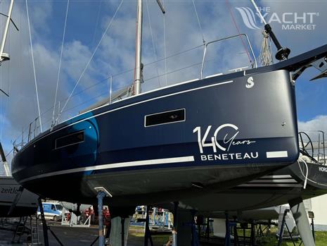 BENETEAU OCEANIS 37.1