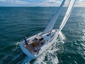 BENETEAU OCEANIS 51.1