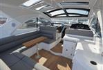 Sunseeker San Remo - 4 - Cockpit