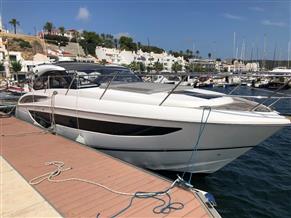 Princess Yachts V40