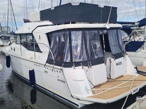 BENETEAU SWIFT TRAWLER 30