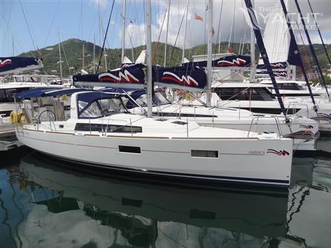 Beneteau Oceanis 38