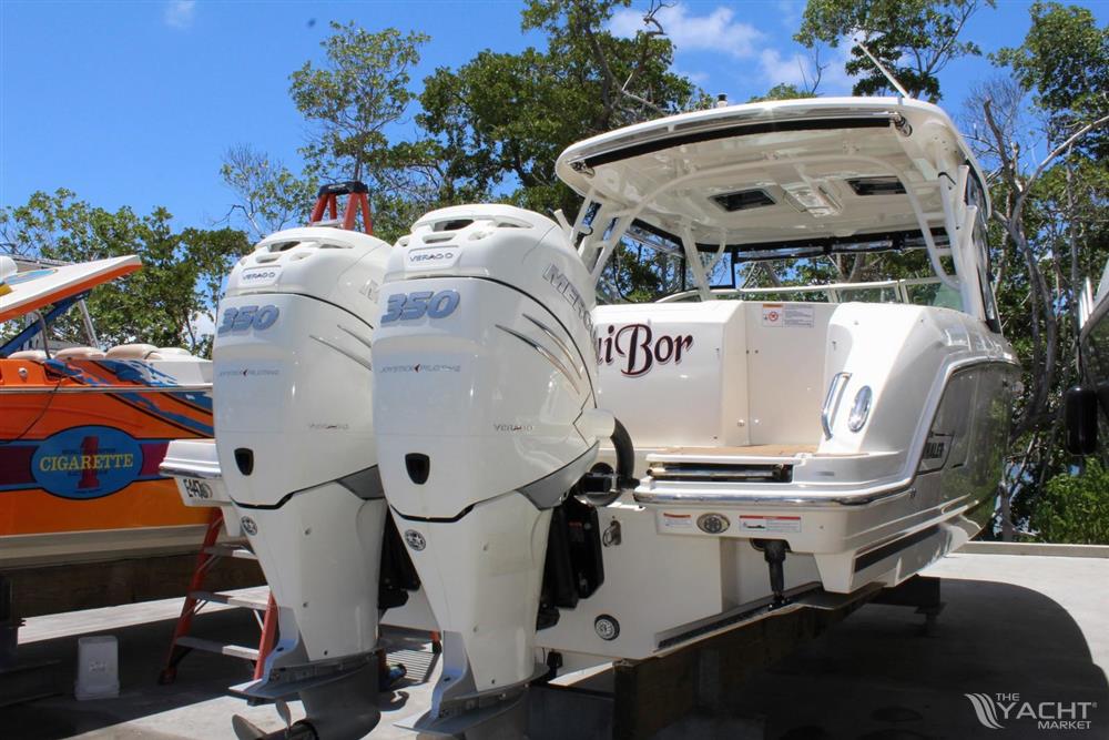 2018 Boston Whaler