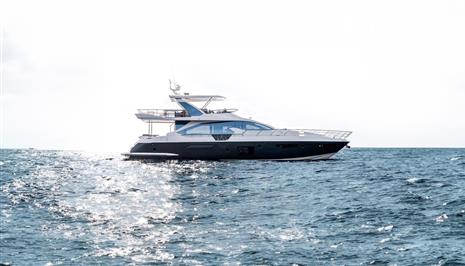 Azimut 72 Fly