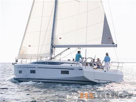 Bavaria  C42