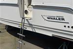 BOSTON WHALER OUTRAGE 330