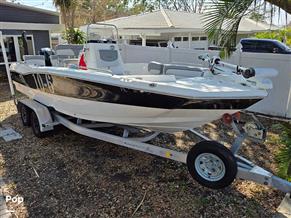 NauticStar 211 Hybrid