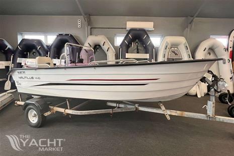 SKEETER BOATS SKEETER 440 NAUTILUS