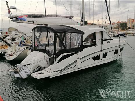 Beneteau Antares 9