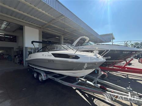 BAYLINER BAYLINER VR5 CUDDY