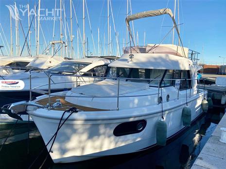 BENETEAU SWIFT TRAWLER 30