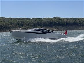 Fairline F//Line 33