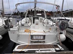 Beneteau Oceanis 38.1