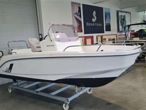 BENETEAU FLYER 6 SPACEDECK