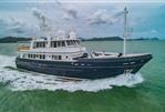 CUSTOM TRAWLER YACHT 90 EXPEDITION