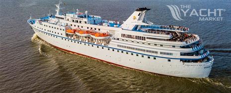 Cruise Ship - 621 Passengers - Stock No. S2399