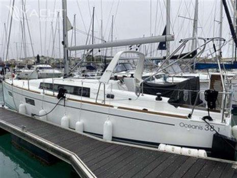 BENETEAU OCEANIS 38.1