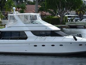 Carver Voyager Pilothouse