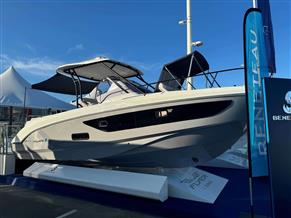 BENETEAU FLYER 9 SUNDECK