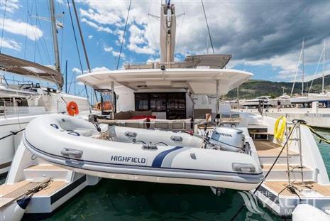 FOUNTAINE PAJOT SAONA 47