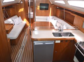 Hunter 38