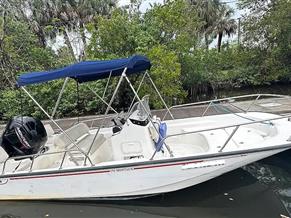 Boston Whaler 170 Montauk