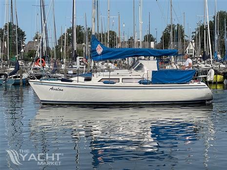 Catalina 270