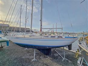 Nautor Swan 38