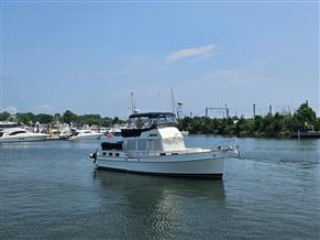 Grand Banks 42 Motoryacht