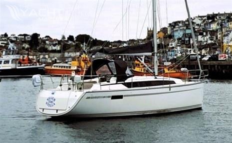 Bavaria Cruiser 34 - Main