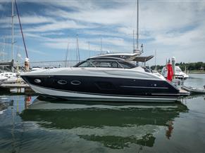 Princess Yachts V39