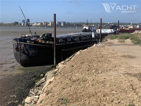 Dutch Barge - Barge on her current rented Residential Mooring