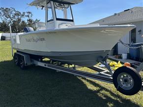 Sea Hunt 235 Ultra SE