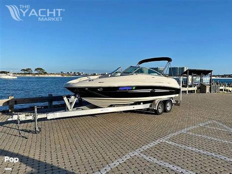 Sea Ray 220 Sundeck - 2008 Sea Ray 220 Sundeck - Photo #1