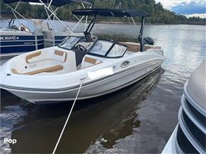 Bayliner VR6