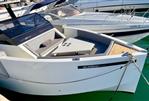 De Antonio Yachts D33