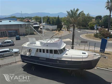 BENETEAU SWIFT TRAWLER 42