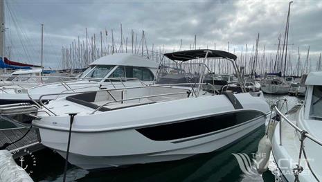 BENETEAU FLYER 8.8 SPACEDECK