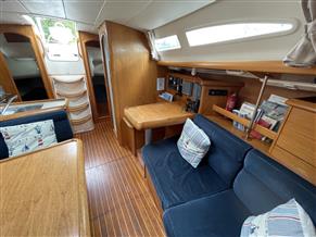 Jeanneau Sun Odyssey 37