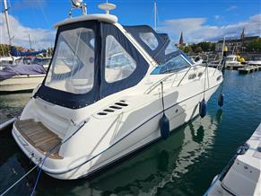 Sealine S28 Sports Cruiser