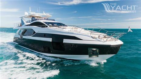 Azimut Grande 27 METRI