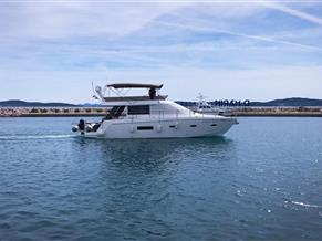 Sealine F42