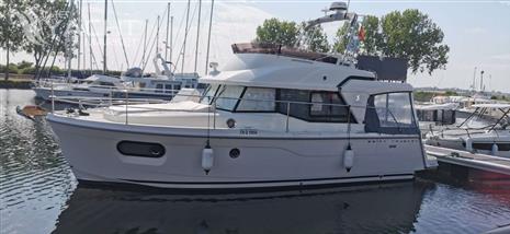 BENETEAU SWIFT TRAWLER 35