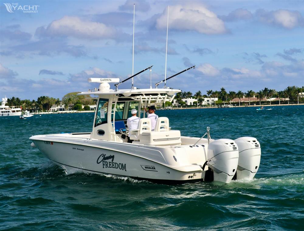 2015 Boston Whaler